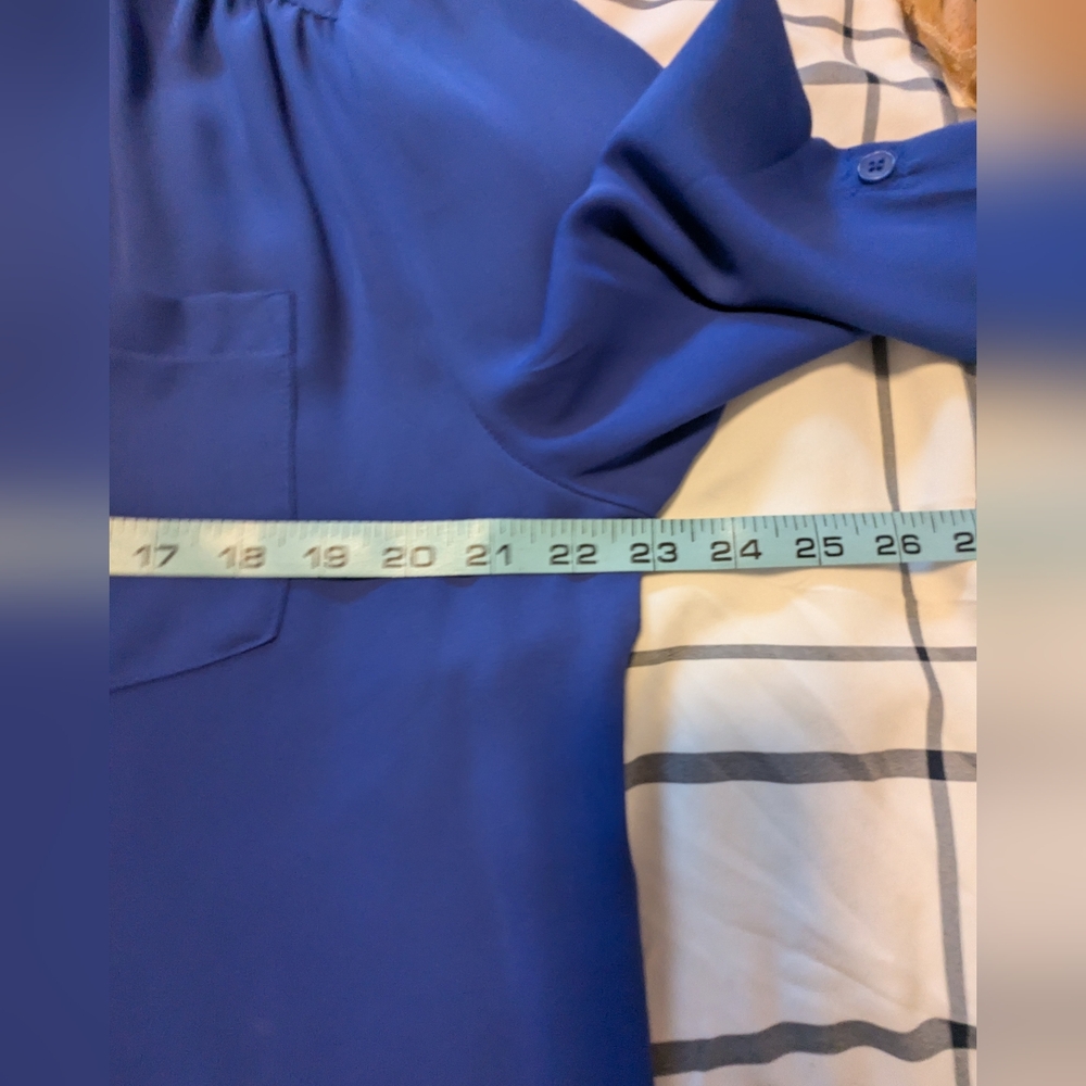 NWOT-Calvin Klein Blue Roll-Tab Tunic Blouse-Never Worn - Picture 4 of 4